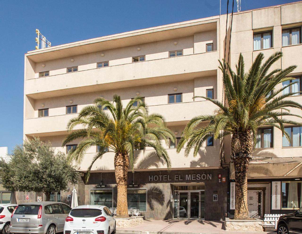 Hotel El Mesón Torrijos Exterior foto